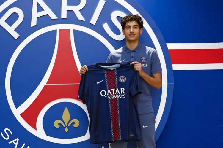 爱游戏官方入口-投资未来！官方：巴黎与17岁小将加勒布、巴特贝达特签青训合同